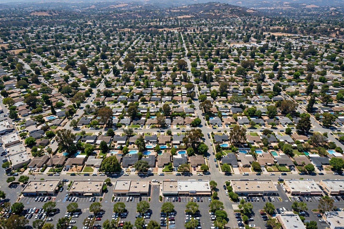 Skyline and neighborhoods of Lakewood, California