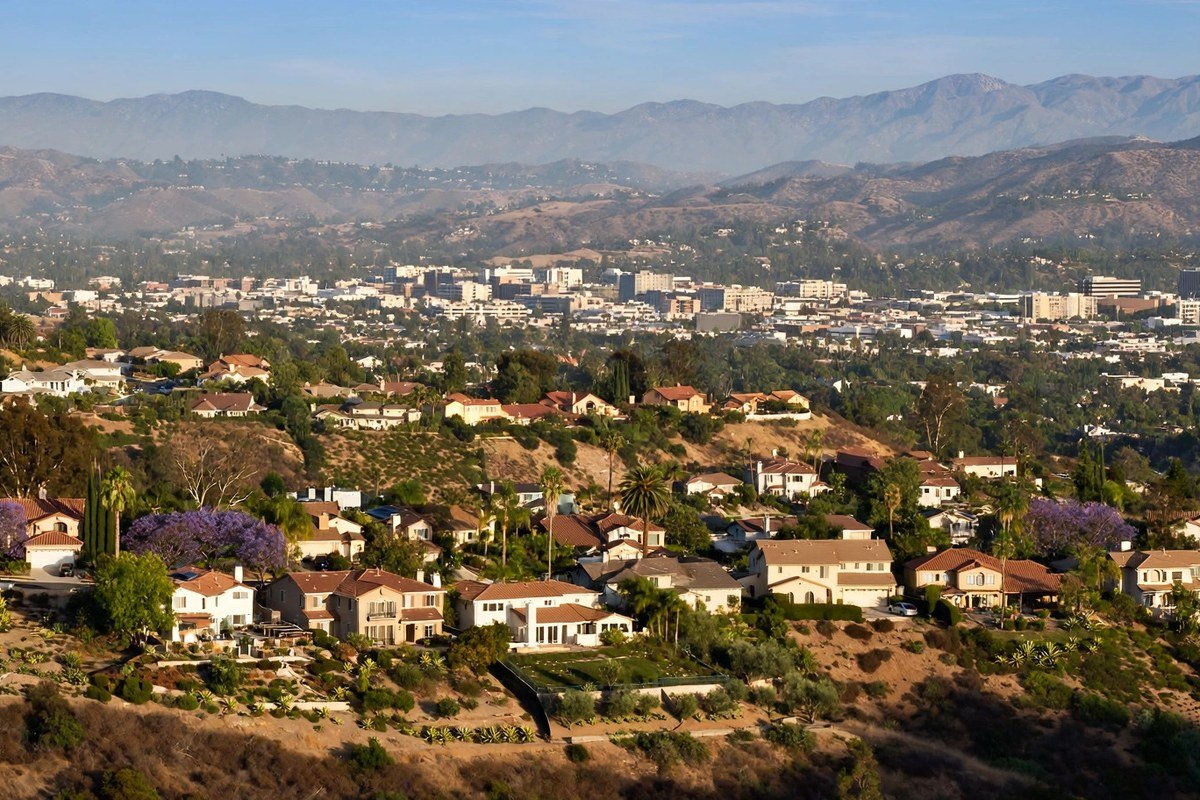 Mission Hills skyline — slab leak detection service area